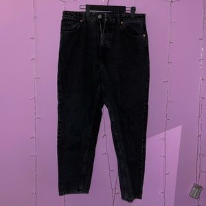 Zara Mom Jean Size 12 Black LIKE NEW